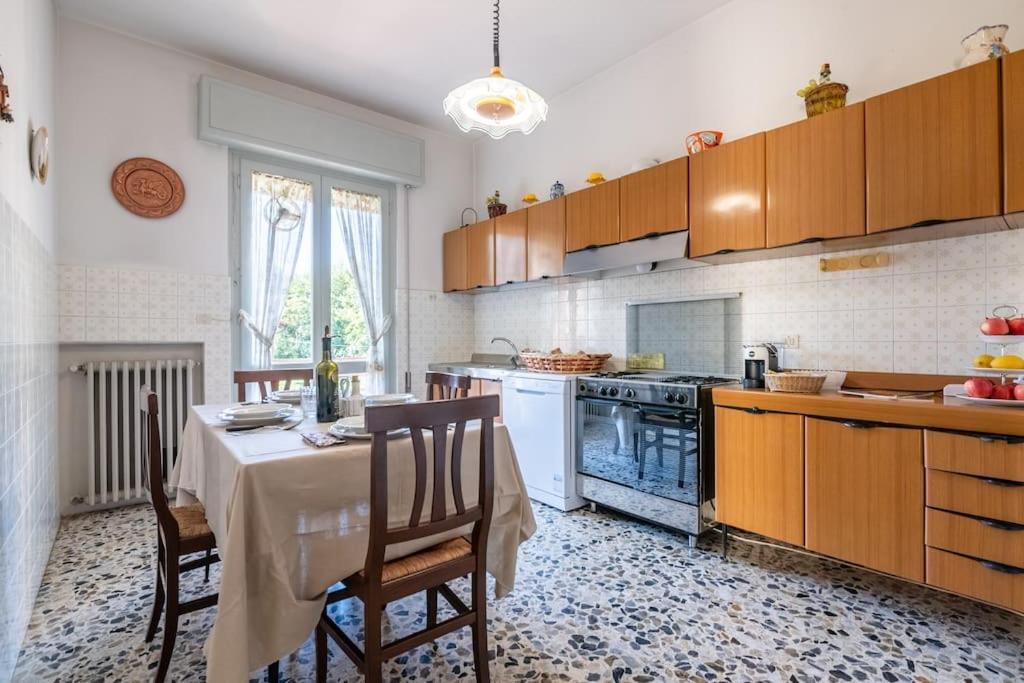 Appartamento Poggio Del Sole Λούκα Εξωτερικό φωτογραφία
